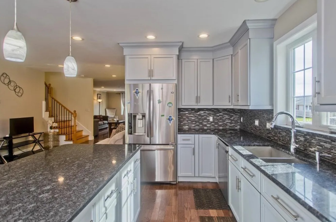 1 Bedroom 1 Private  Bathroom -Shared Space